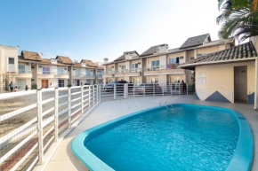 Aluguel de Apartamento 2 quartos para 6 pessoas condominio com piscina em Bombas